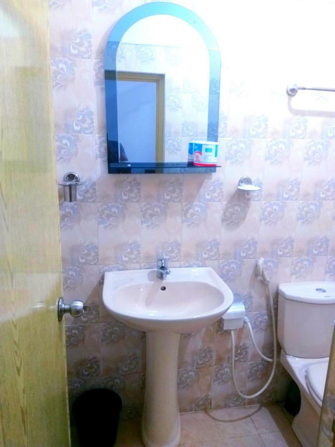 59B Rest Inn Элла Экстерьер фото