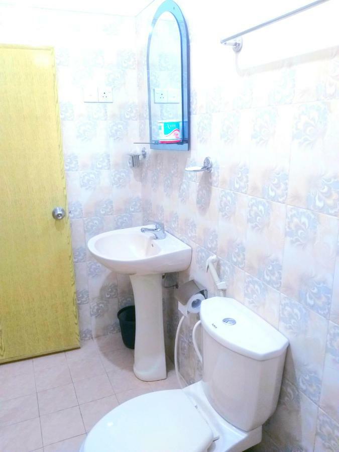 59B Rest Inn Элла Экстерьер фото